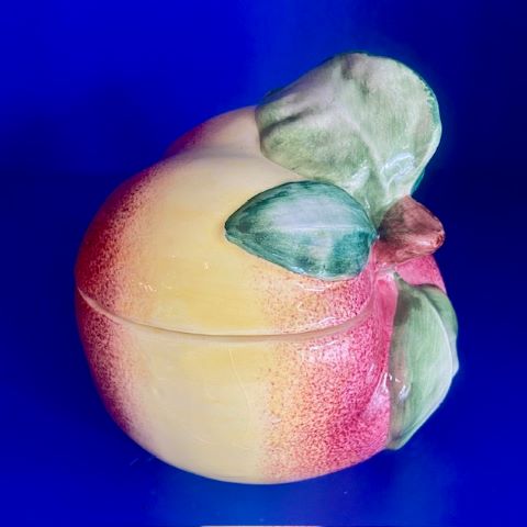 Italian Majolica Lidded Box Peach