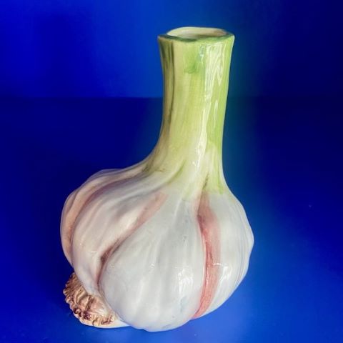 Italian Garlic Vase