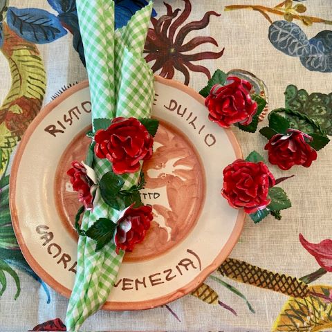 Vintage Tole Napkin Rings Roses (6)