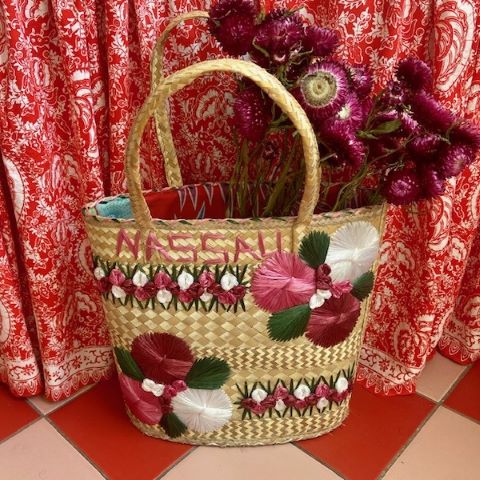 Vintage Nassau Basket